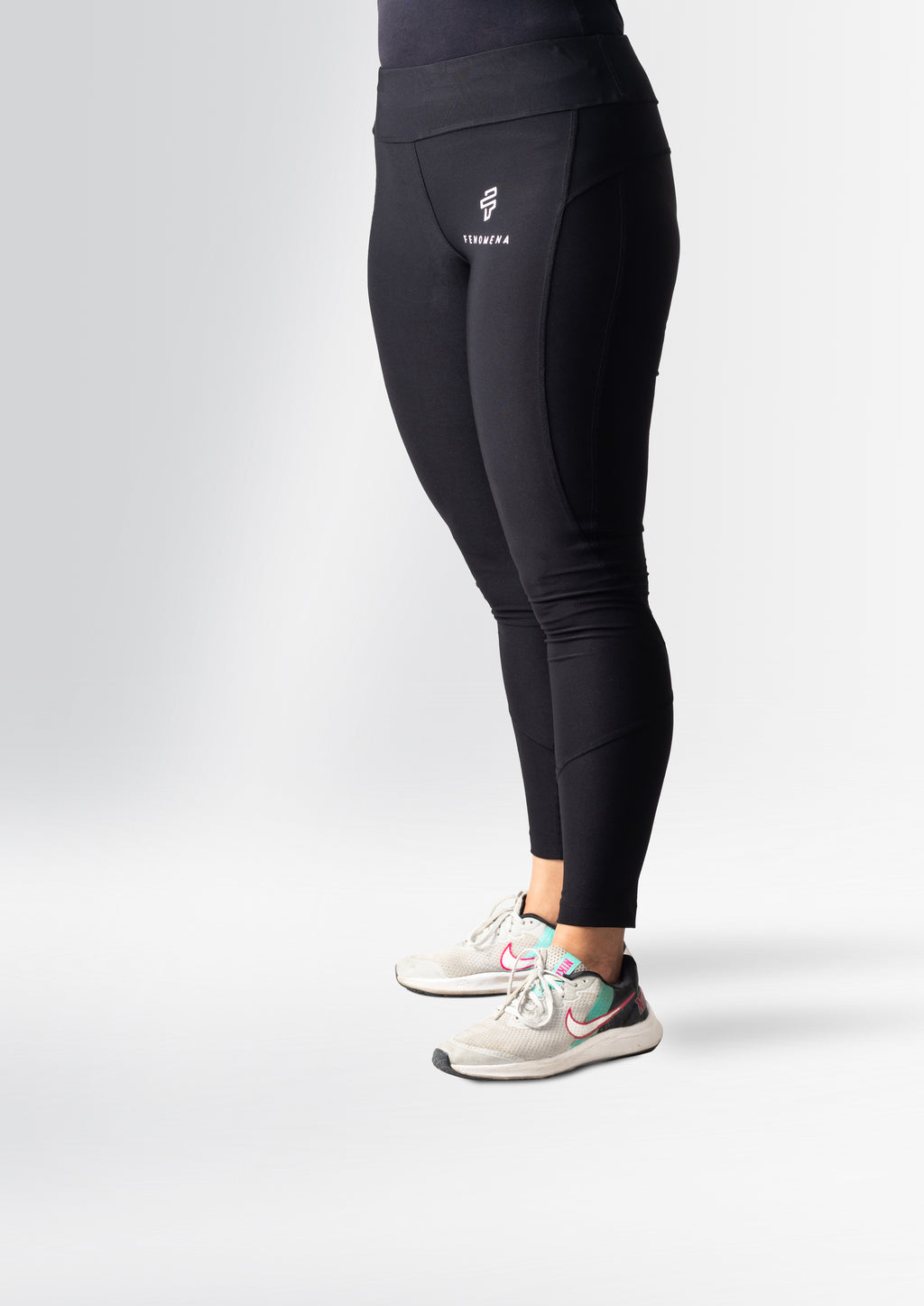 Fenomena Motion Leggings – Black Edition